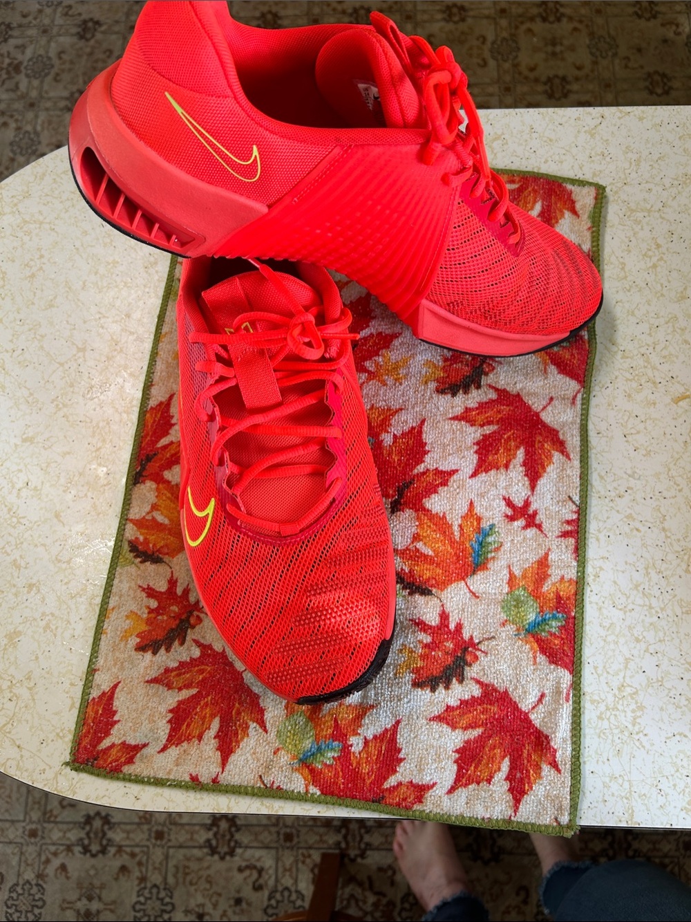 Nike Metcon 9 Bright Crimson and Black Training Shoe